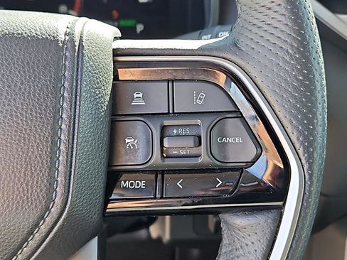 Certified 2023 Toyota Sequoia Limited image 18