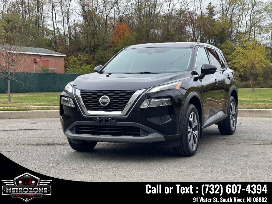 Used 2021 Nissan Rogue SV AWD/4WD image 3