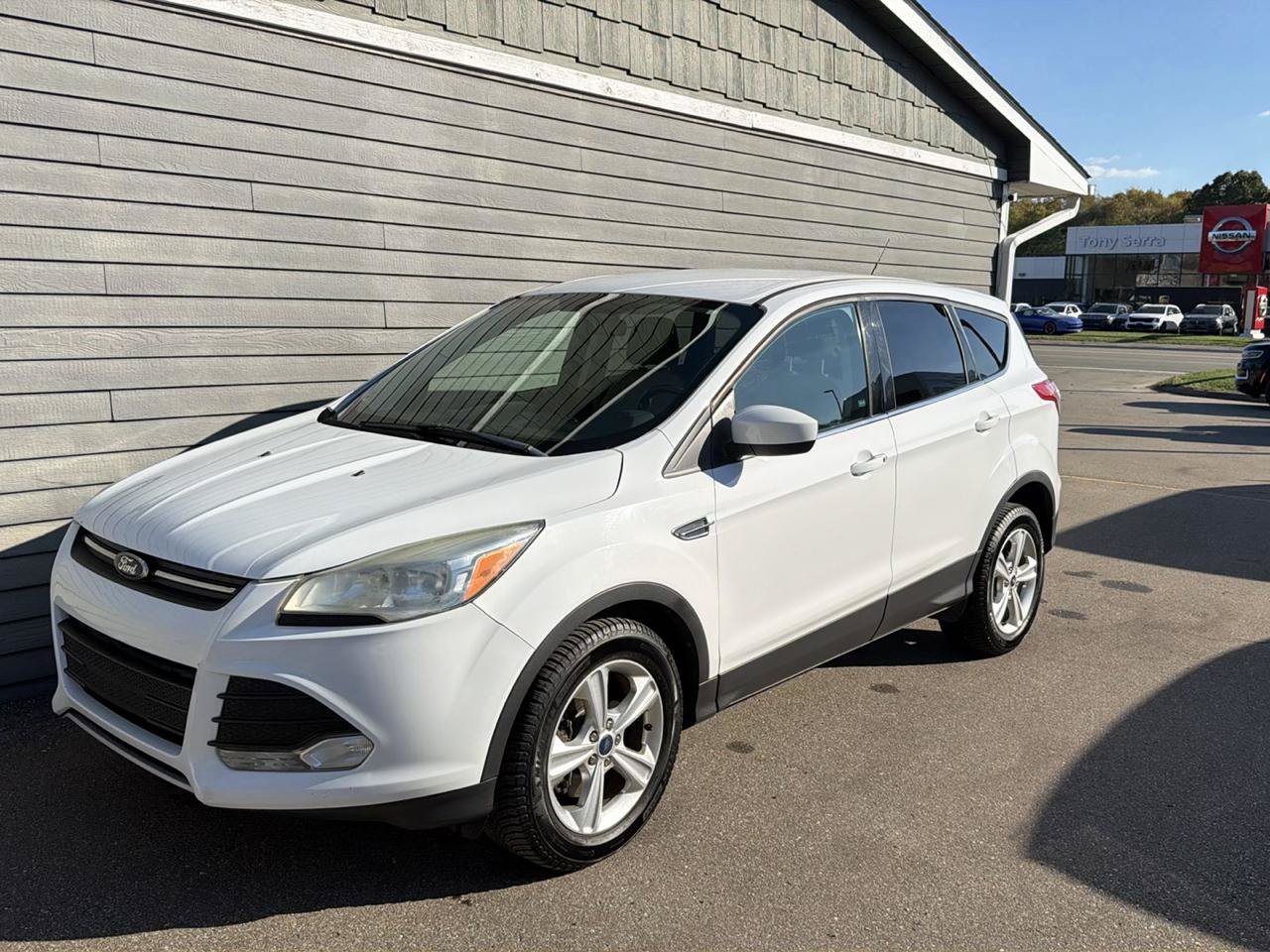 Used 2014 Ford Escape SE AWD/4WD image 2