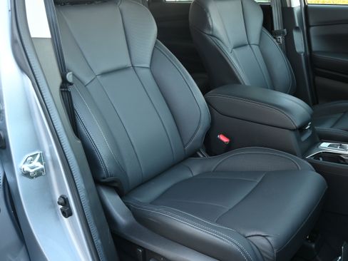 Certified 2025 Subaru Ascent Limited image 33