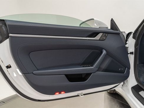 Used 2025 Porsche 911 Carrera w/ Premium Package image 67