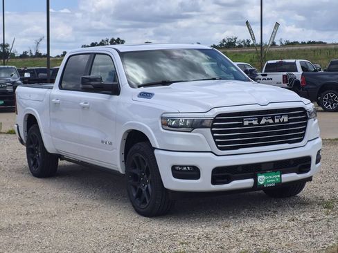 New 2026 RAM 1500 Laramie AWD/4WD image 2