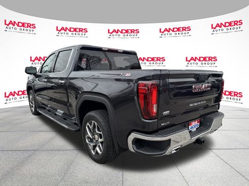 Used 2023 GMC Sierra 1500 SLT w/ SLT Premium Package image 5