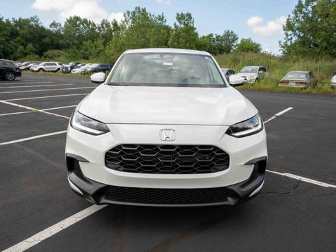 New 2026 Honda HR-V LX image 2