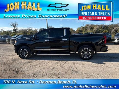 Used 2024 Chevrolet Silverado 1500 High Country w/ Technology Package image 5