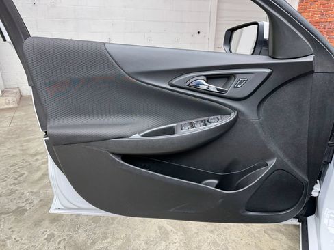 Used 2024 Chevrolet Malibu LT FWD image 9