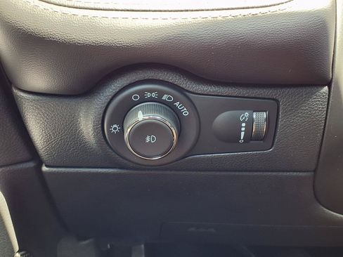 Used 2021 Dodge Durango GT RWD image 11