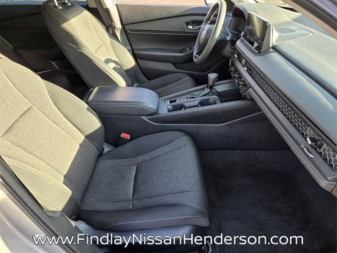 Used 2024 Honda Accord EX image 18