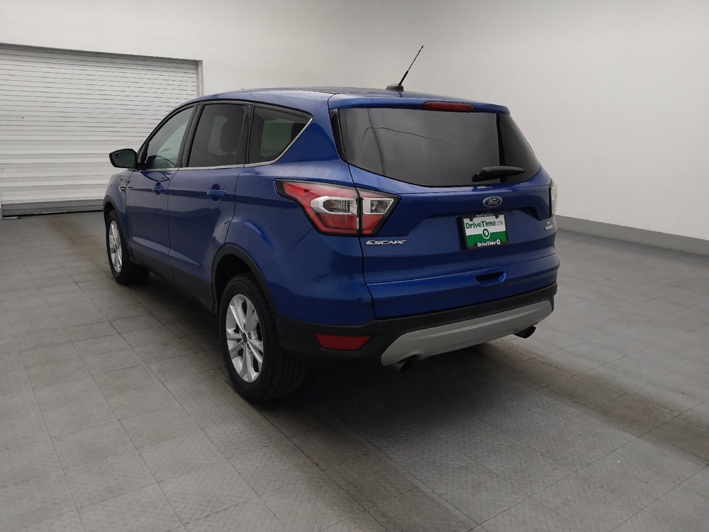 Used 2017 Ford Escape SE FWD image 5