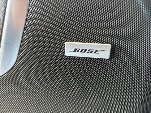 Used 2021 GMC Yukon AT4 w/ Technology Package image 13