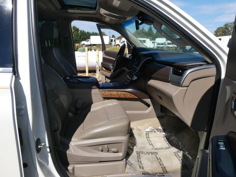 Used 2015 Chevrolet Tahoe LTZ image 28