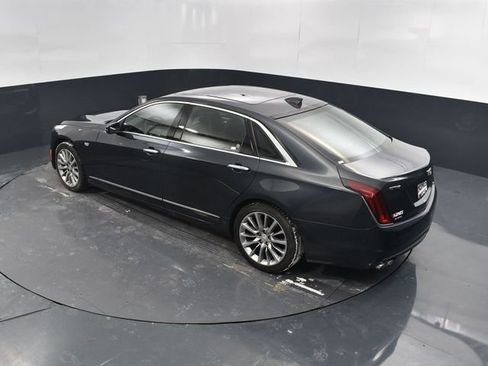 Used 2018 Cadillac CT6 Luxury AWD/4WD image 39