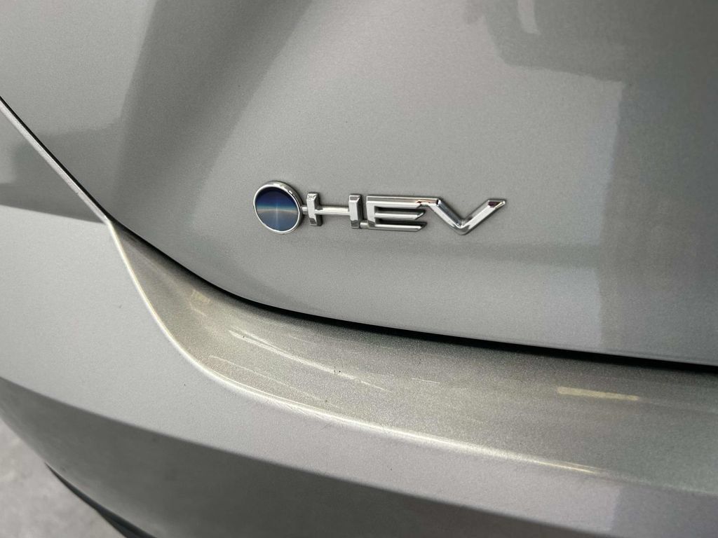 Certified 2025 Toyota Camry LE FWD image 11