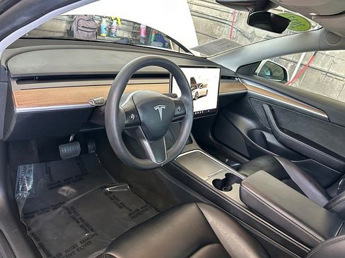 Used 2023 Tesla Model 3 Standard Range RWD image 18