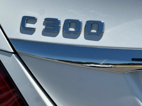 Used 2019 Mercedes-Benz C 300 Sedan image 12