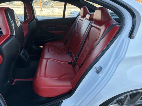 Used 2018 BMW M3 image 9