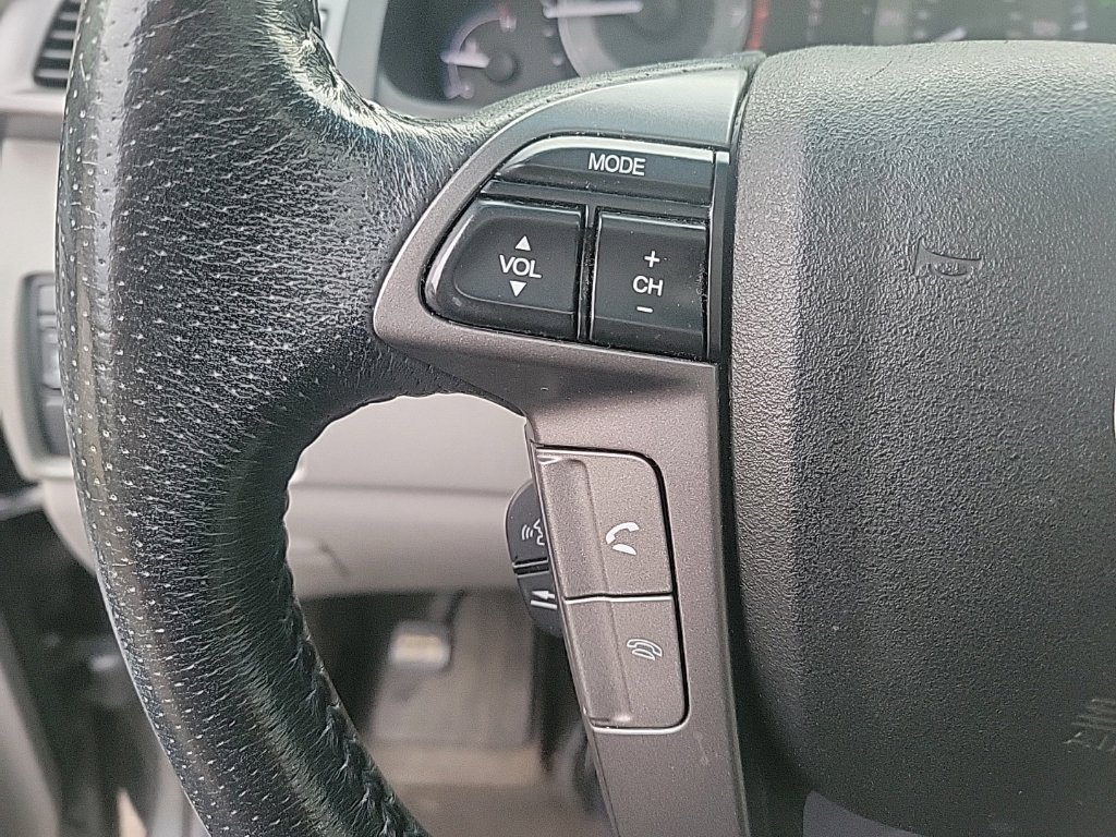 Used 2011 Honda Odyssey EX-L image 23