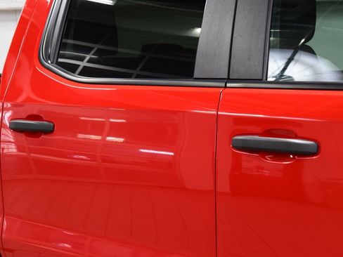 Used 2023 Chevrolet Silverado 1500 Custom AWD/4WD image 17