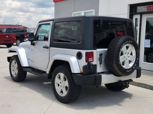 Used 2012 Jeep Wrangler Sahara w/ Dual Top Group AWD/4WD image 4