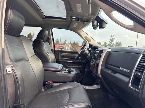 Used 2017 RAM 3500 Laramie w/ Convenience Group image 11