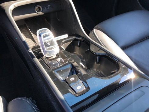 Used 2023 Volvo XC40 B5 Plus w/ Driver Assist Package image 31