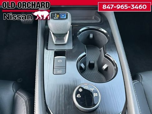Used 2022 Nissan Rogue SL AWD/4WD image 17