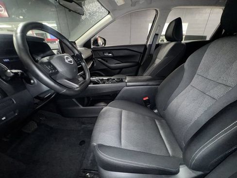 Used 2026 Nissan Rogue SV w/ Cold Weather Package AWD/4WD image 18