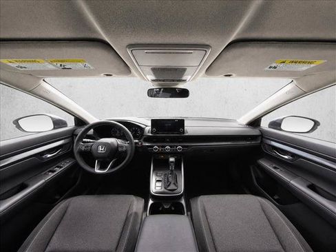 Used 2023 Honda CR-V LX image 16