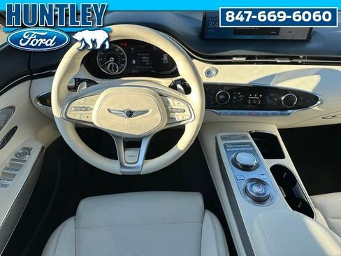 Used 2024 Genesis Electrified GV70 Advanced image 14
