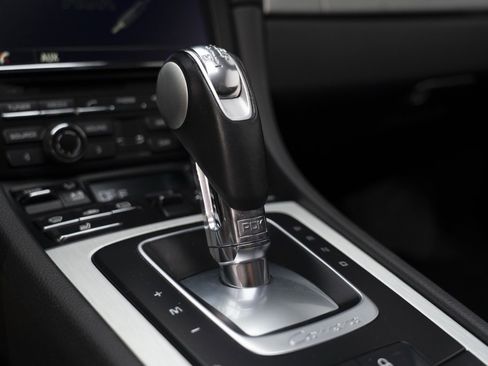 Used 2015 Porsche 911 Carrera S image 29