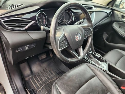 Used 2020 Buick Encore GX Essence w/ Experience Buick Package image 8