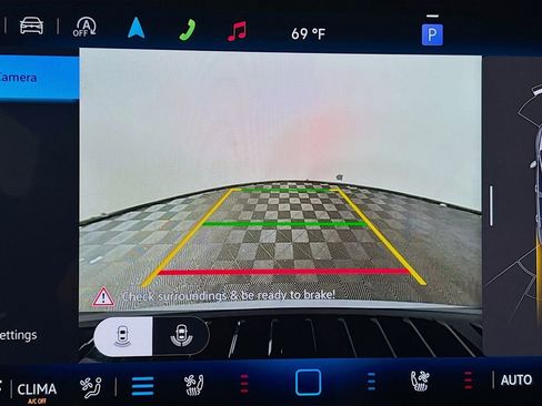 New 2025 Volkswagen GTI SE image 17