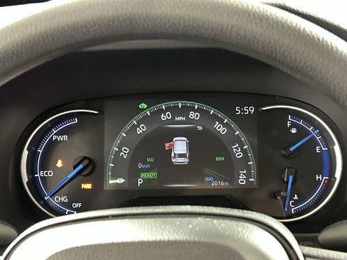 Used 2025 Toyota RAV4 LE image 14