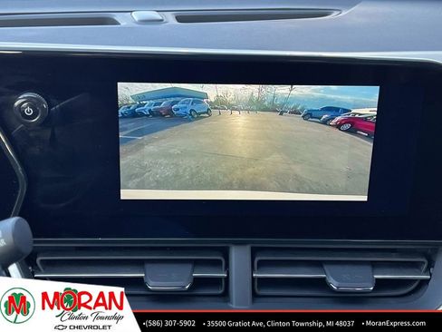 Certified 2024 Chevrolet Trax RS image 21