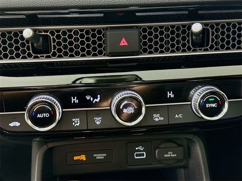 Used 2024 Honda Civic EX-L image 17