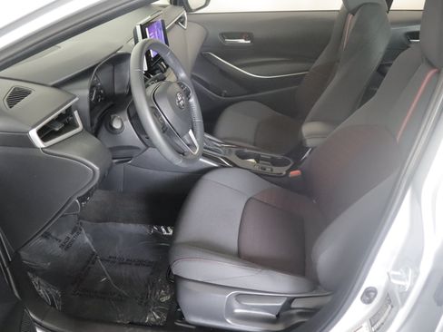 Used 2023 Toyota Corolla SE w/ SE Premium Package FWD image 8