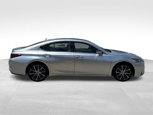 Used 2022 Lexus ES 350 w/ Premium Package image 11