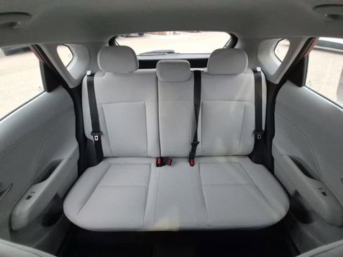 New 2026 Hyundai Kona SE image 18