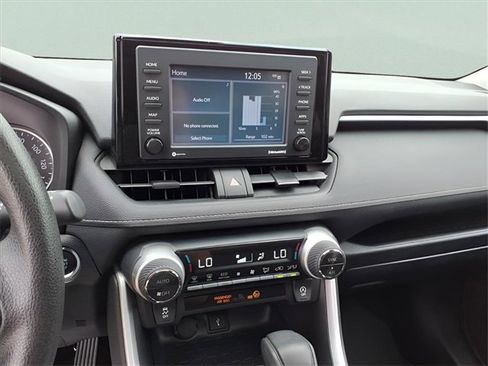 Used 2020 Toyota RAV4 XLE image 11
