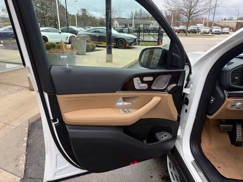 New 2026 Mercedes-Benz GLS 450 4MATIC image 14