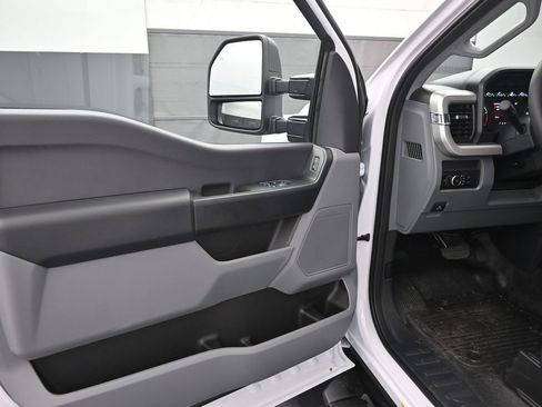 New 2026 Ford F450 XL image 9