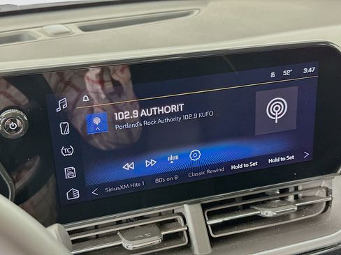 Used 2024 Chevrolet Trax ACTIV w/ Driver Confidence Package image 15