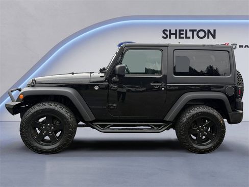 Used 2017 Jeep Wrangler Sport image 2