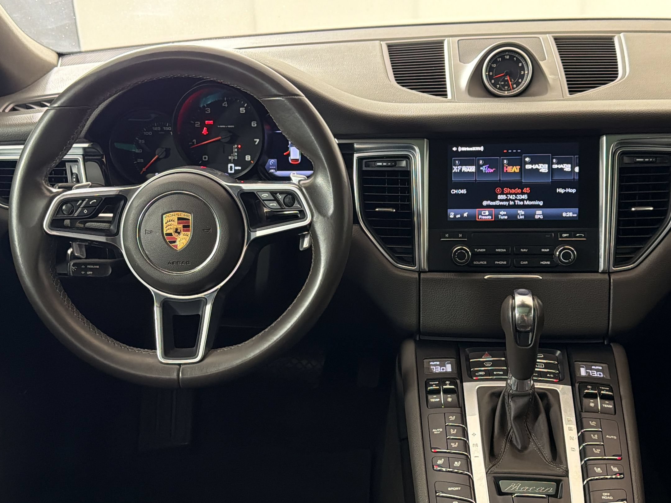 Used 2018 Porsche Macan AWD/4WD image 31