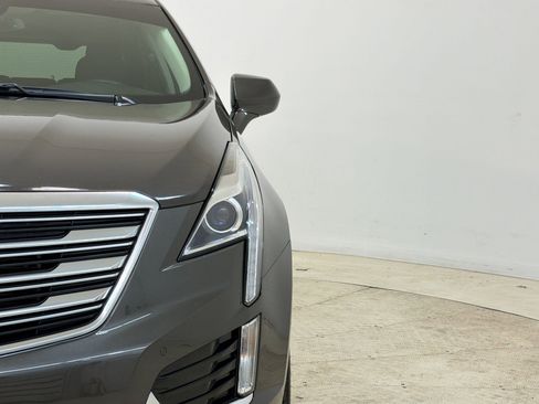 Used 2019 Cadillac XT5 Luxury FWD image 11