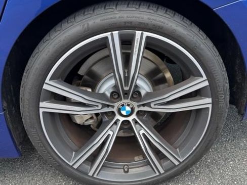 Used 2021 BMW 330i Sedan w/ M Sport Package RWD image 8
