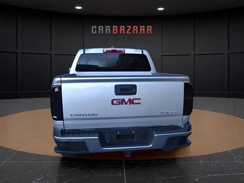 Used 2018 GMC Canyon SLE w/ SLE Convenience Package image 6