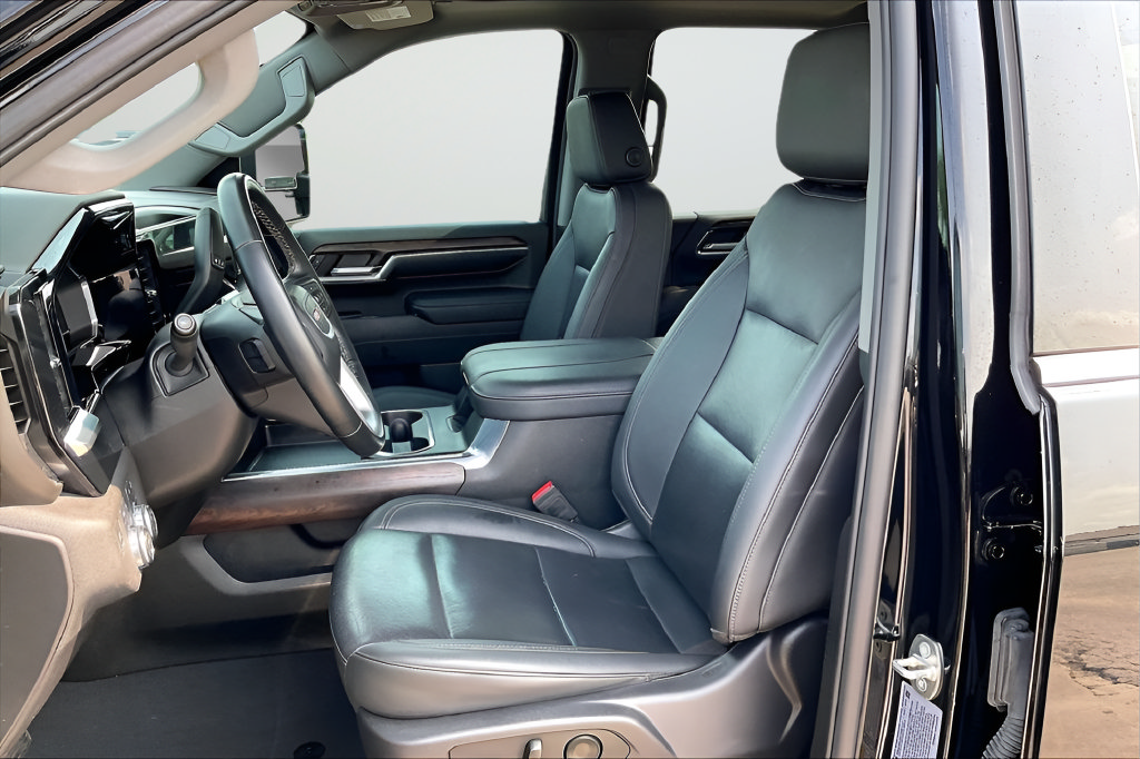 Used 2024 GMC Sierra 2500 SLT w/ Texas SLT Premium Package AWD/4WD image 18