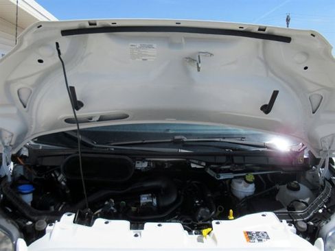 Used 2023 Ford Transit 350 XLT image 7