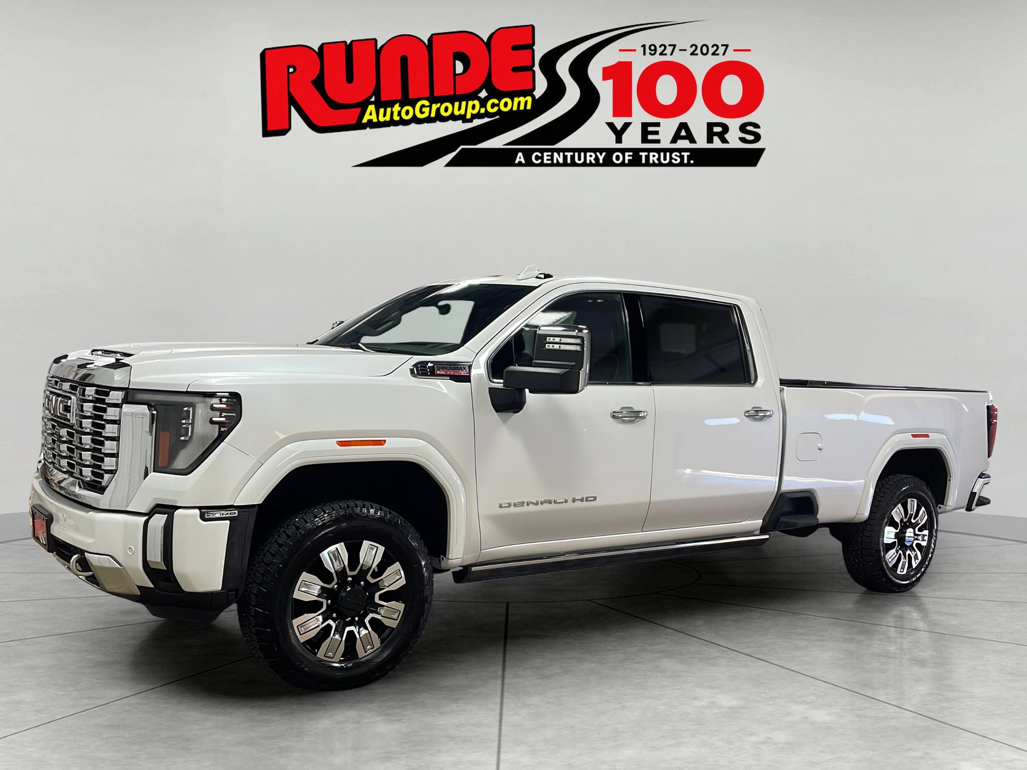 Used 2024 GMC Sierra 2500 Denali w/ Denali Reserve Package AWD/4WD image 4